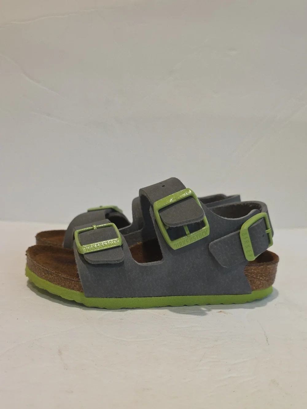 Birkenstock Milano kids rare color combo shoes Size 8 Lightly Worn Back Strap